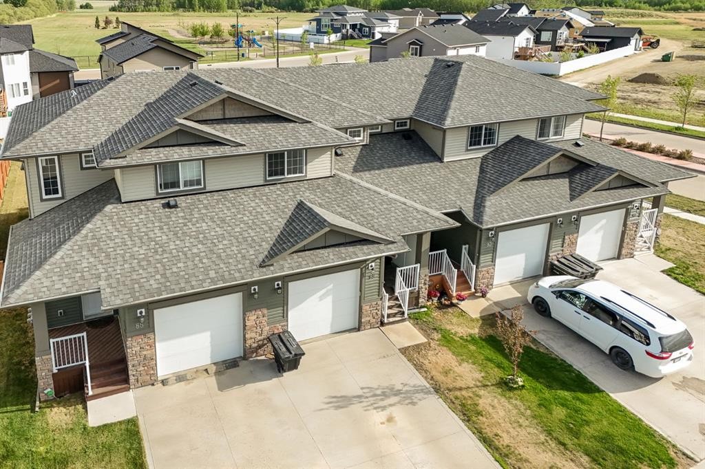 89 Metcalf Way, Lacombe, AB