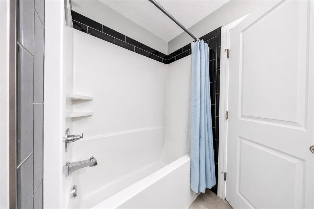 89 Metcalf Way, Lacombe, AB