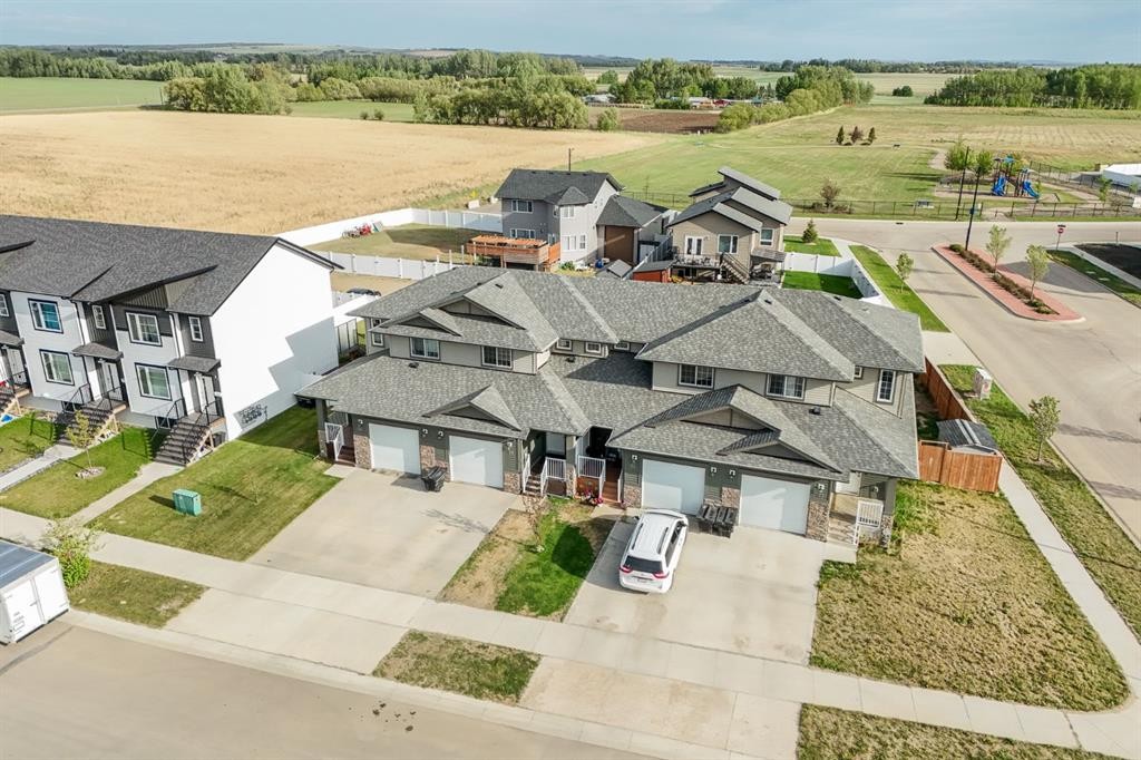 89 Metcalf Way, Lacombe, AB