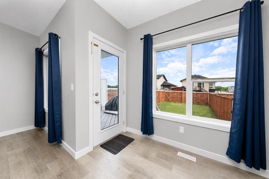 89 Metcalf Way, Lacombe, AB