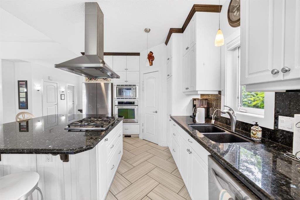 35 Vantage Crescent, Olds, AB