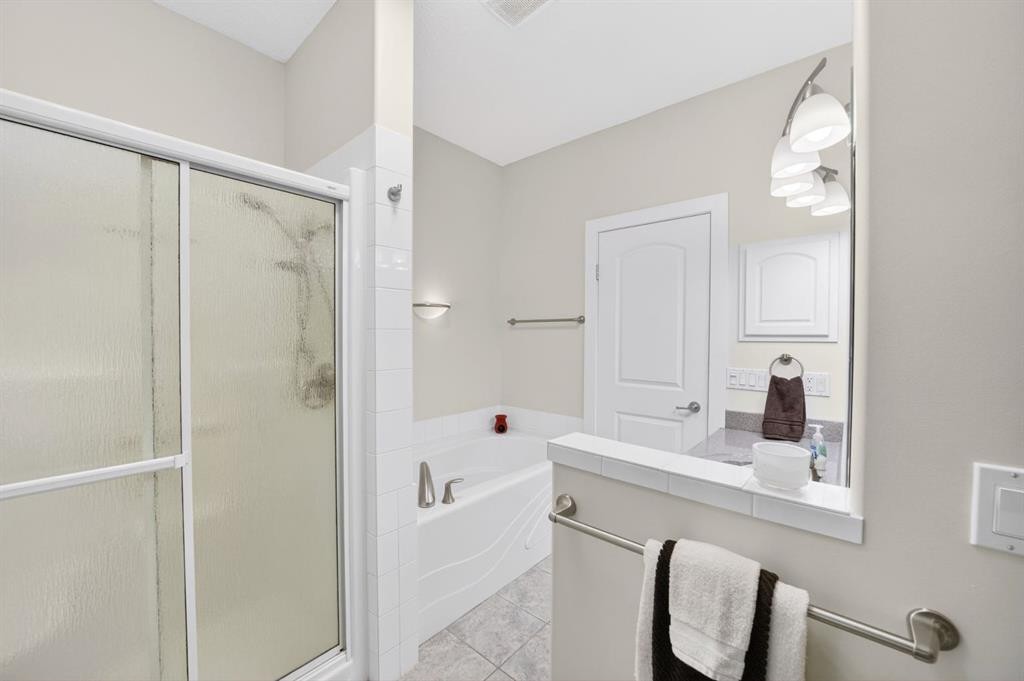 35 Vantage Crescent, Olds, AB