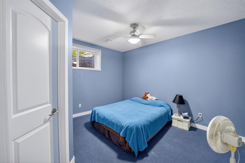 35 Vantage Crescent, Olds, AB
