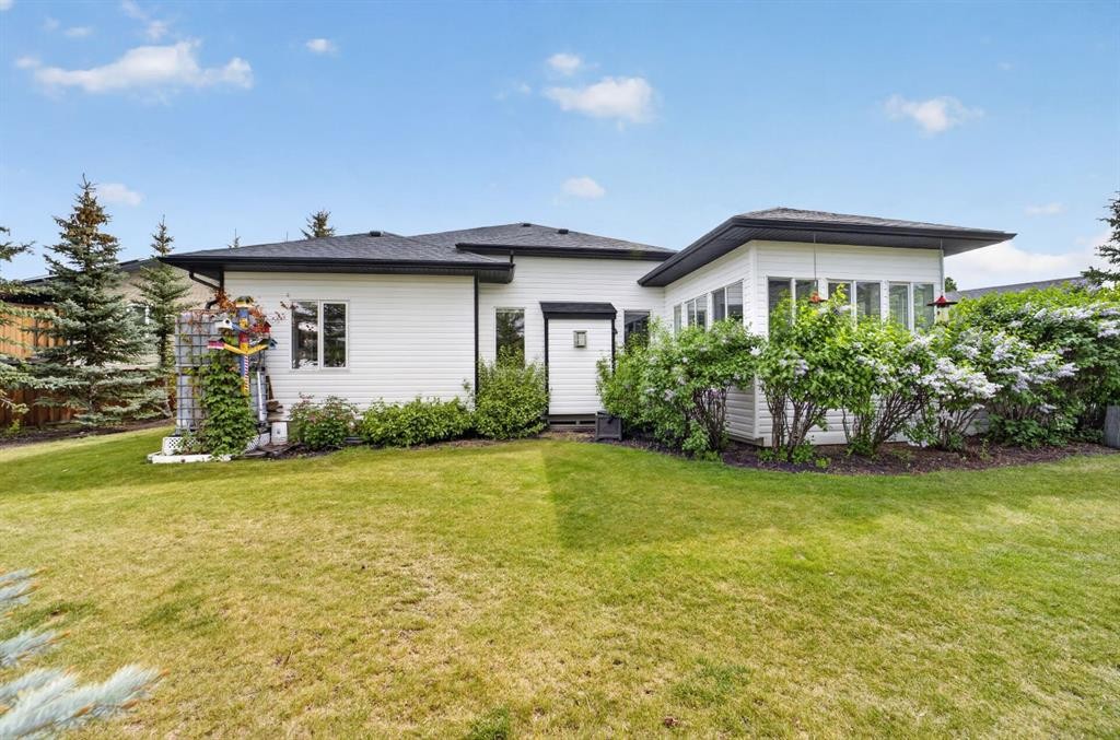 35 Vantage Crescent, Olds, AB