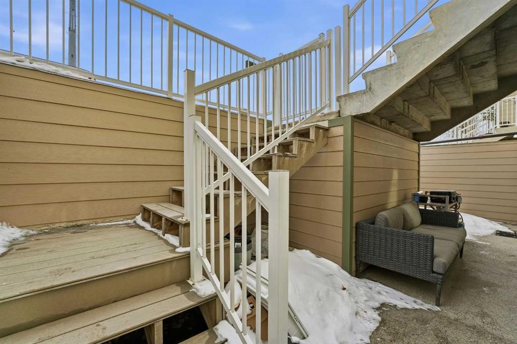 906-339 Viscount Drive, Red Deer, AB - Outdoor With Exterior
