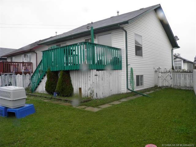 190 Kerr Close, Red Deer, AB - Outdoor With Exterior