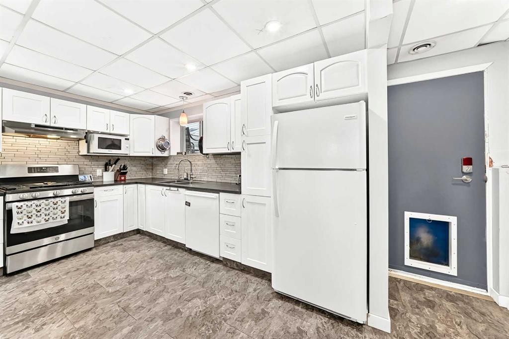 67 Newcombe Crescent, Red Deer, AB