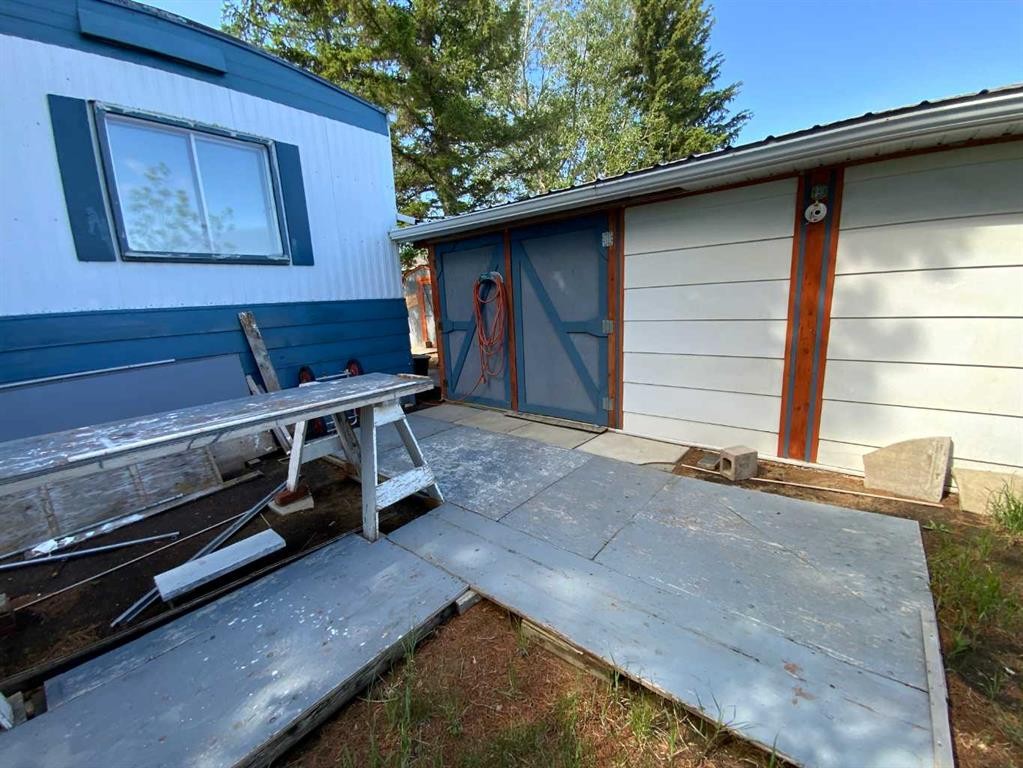 48 Mobile Drive Ne, Three Hills, AB