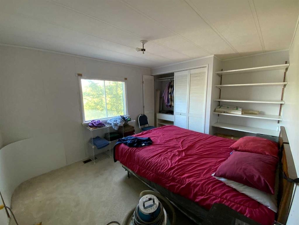 48 Mobile Drive Ne, Three Hills, AB