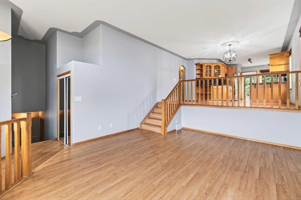 42 Logan Close, Red Deer, AB