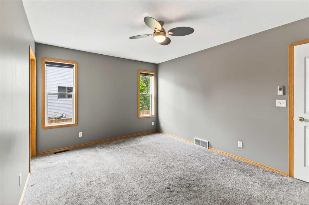 42 Logan Close, Red Deer, AB
