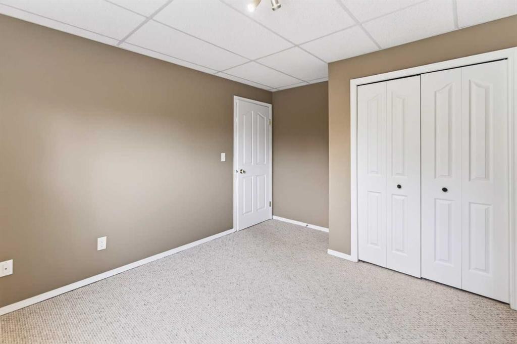 42 Logan Close, Red Deer, AB