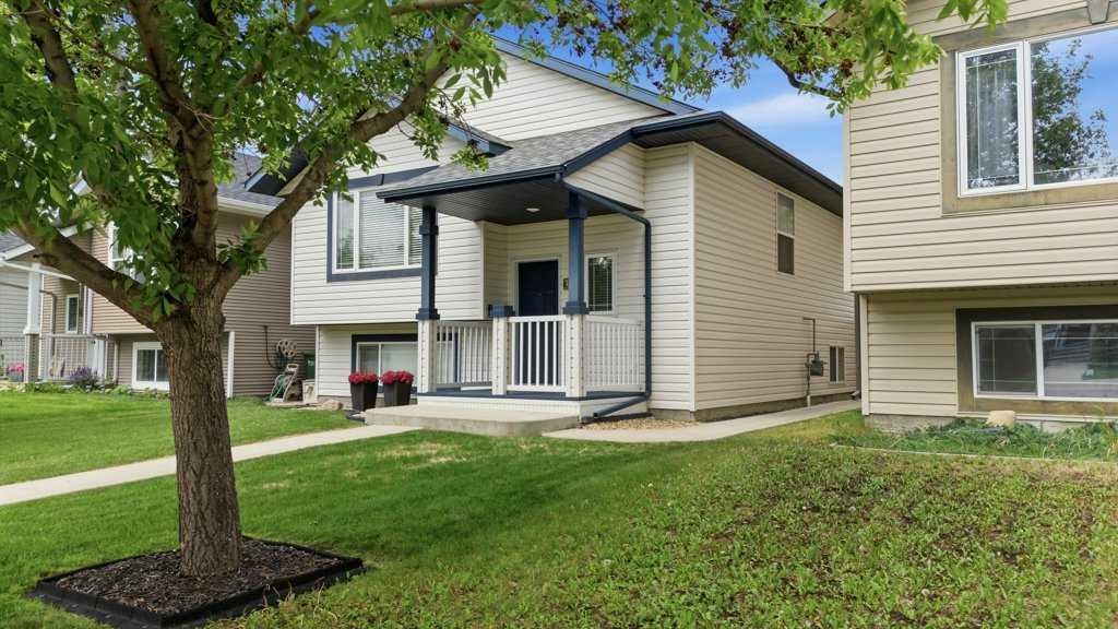 300 Lancaster Drive, Red Deer, AB