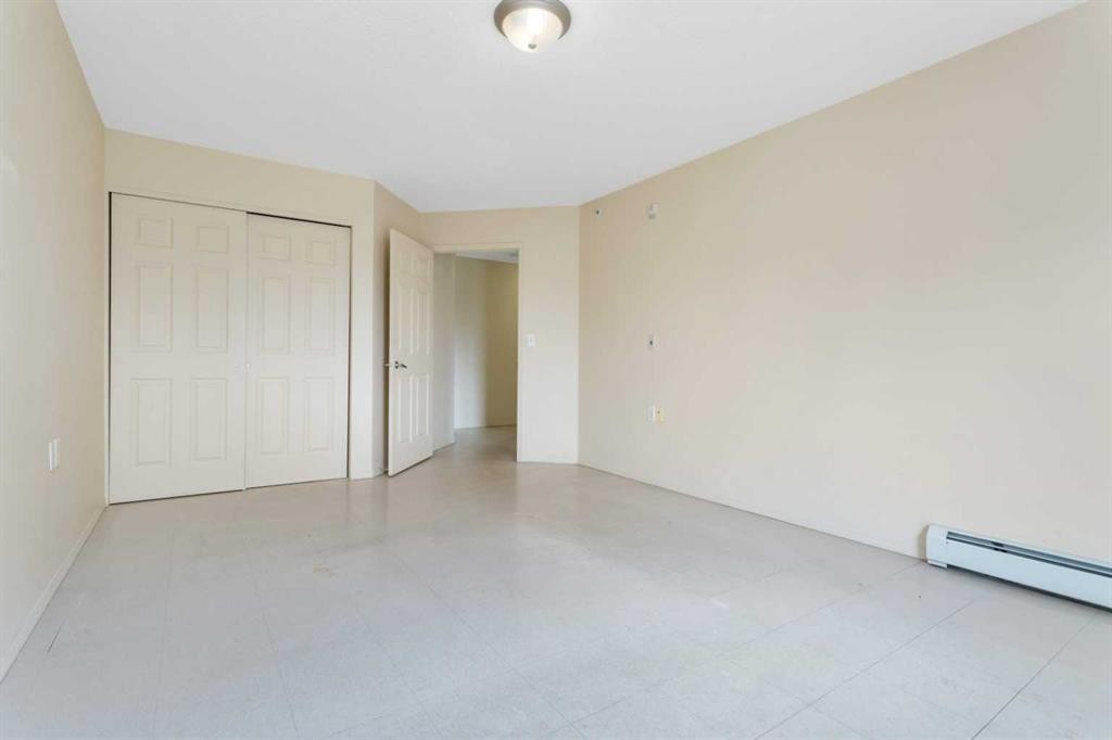 301-80A Kelloway Crescent, Red Deer, AB