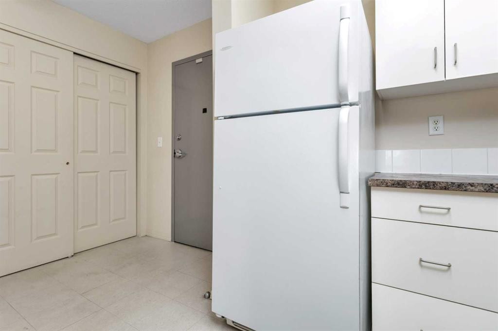 301-80A Kelloway Crescent, Red Deer, AB