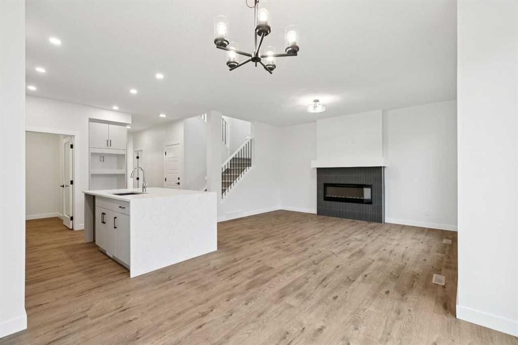 37 Sora Gardens Se, Calgary, AB
