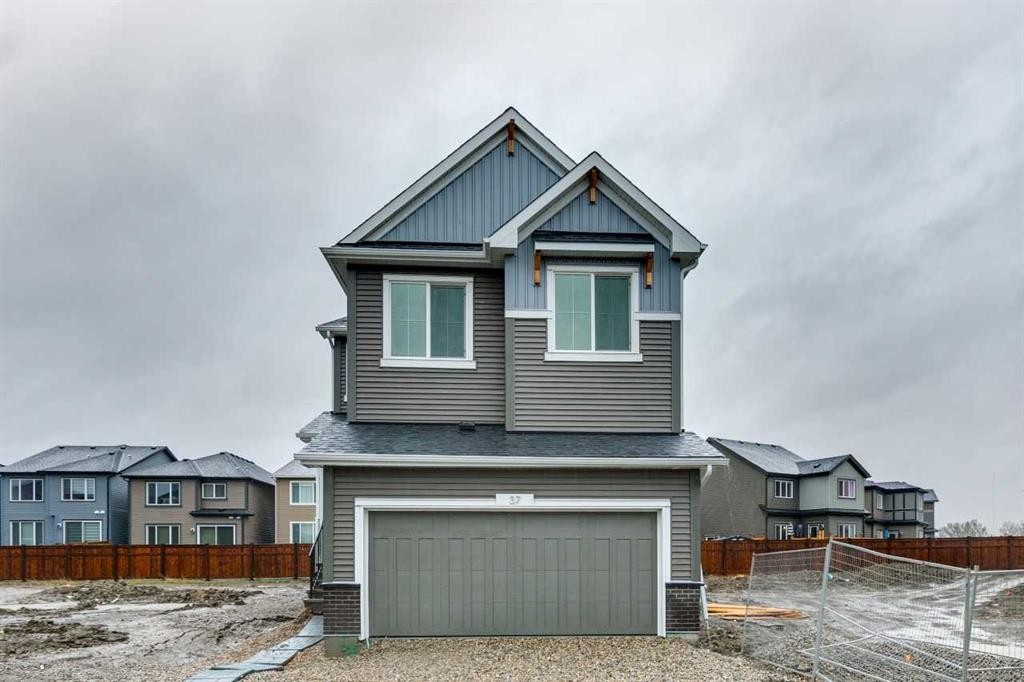 37 Sora Gardens Se, Calgary, AB