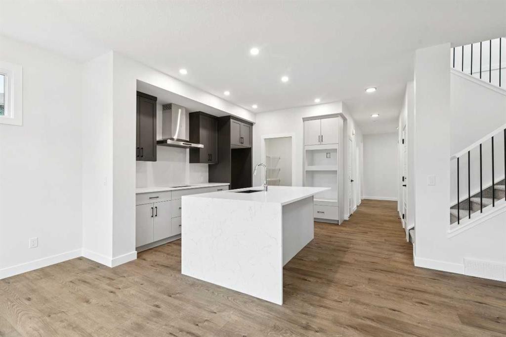 37 Sora Gardens Se, Calgary, AB
