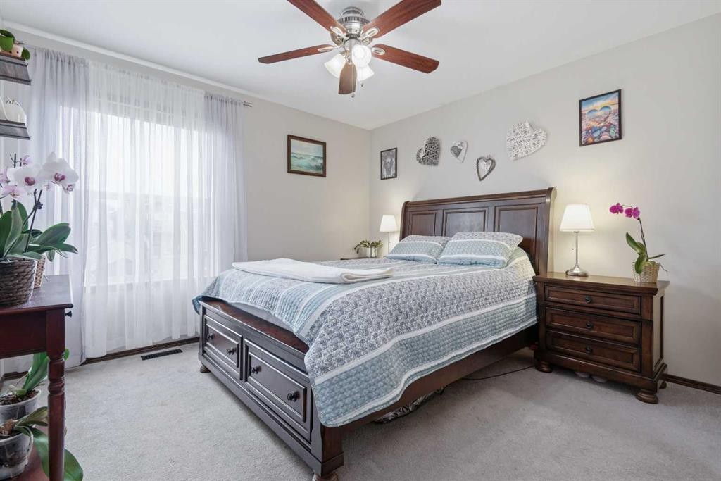 136 Lanterman Close, Red Deer, AB