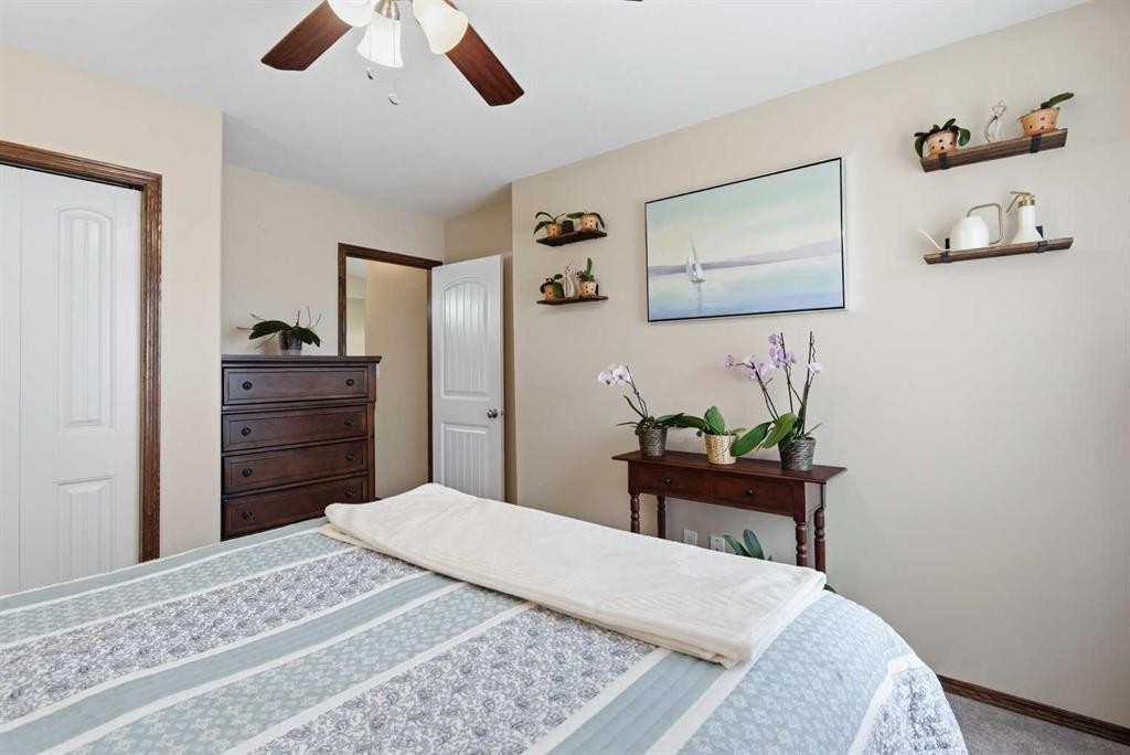 136 Lanterman Close, Red Deer, AB
