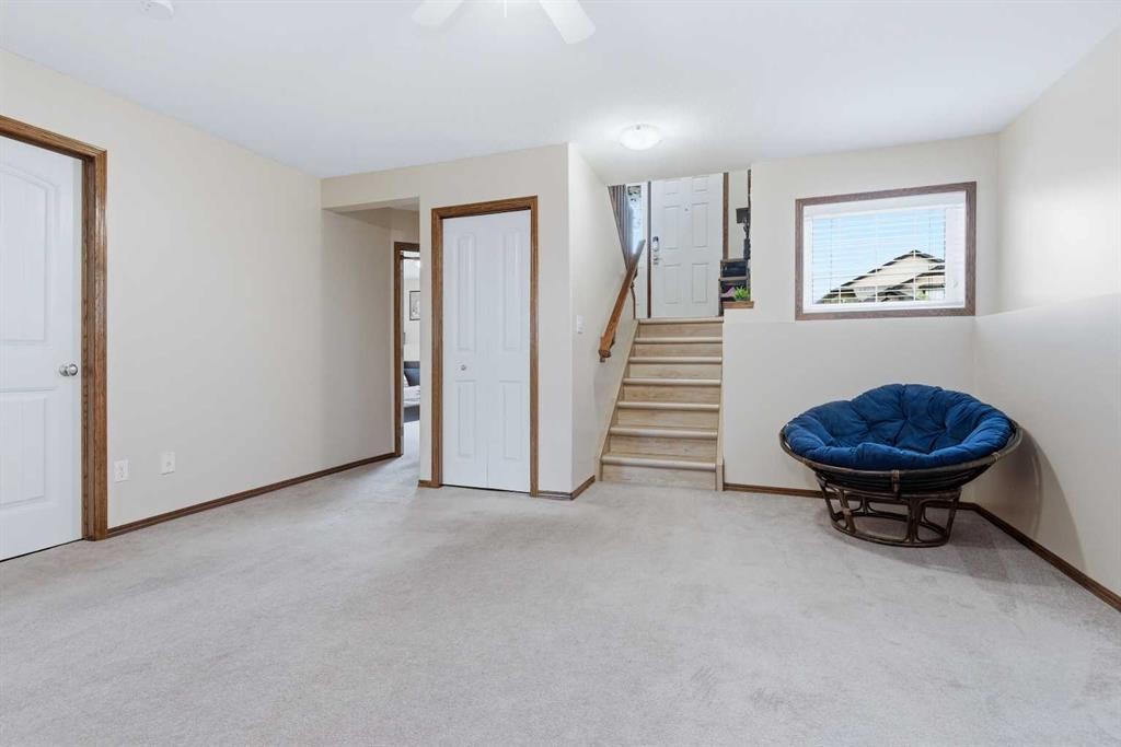 136 Lanterman Close, Red Deer, AB