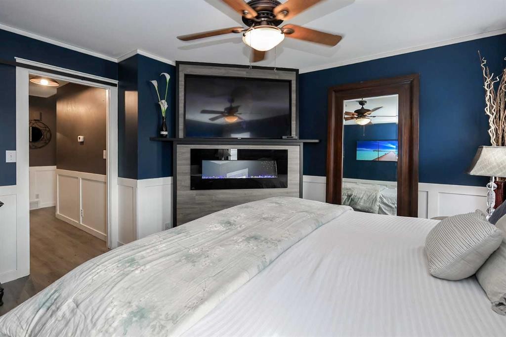 25 Kee Close, Red Deer, AB