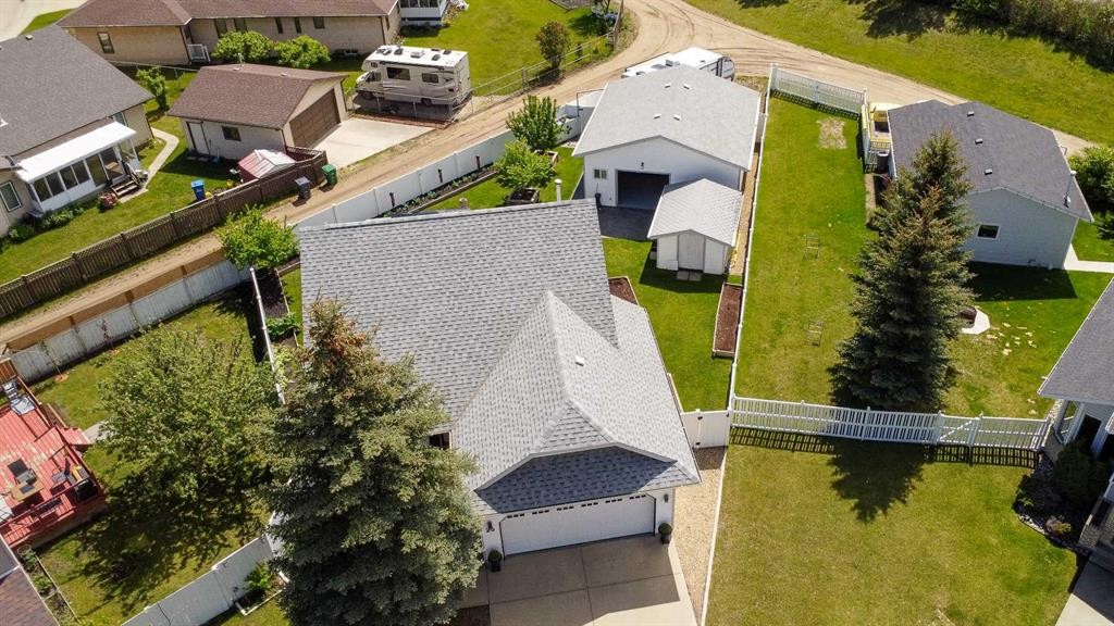 25 Kee Close, Red Deer, AB