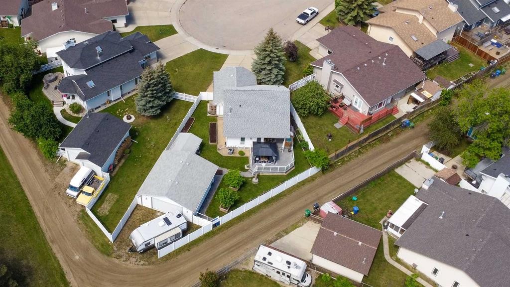 25 Kee Close, Red Deer, AB