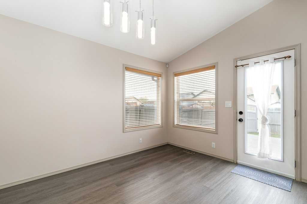 15 Kirton Close, Red Deer, AB - Indoor Photo Showing Other Room