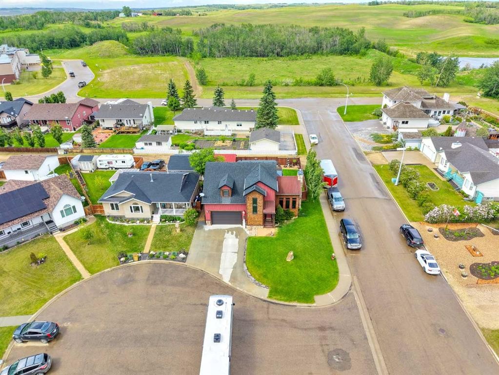 5518 52 Street Close, Bashaw, AB - Outdoor With View