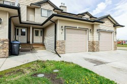 2 Legend Court Sylvan Lake, AB T4S 0B1