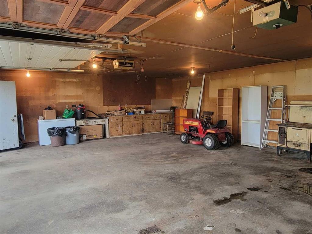 5205 52 Avenue, Castor, AB