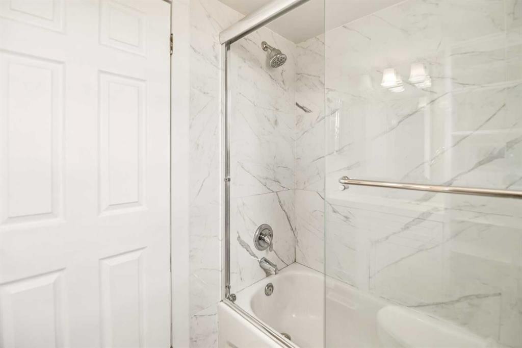 85 Baile Close, Red Deer, AB