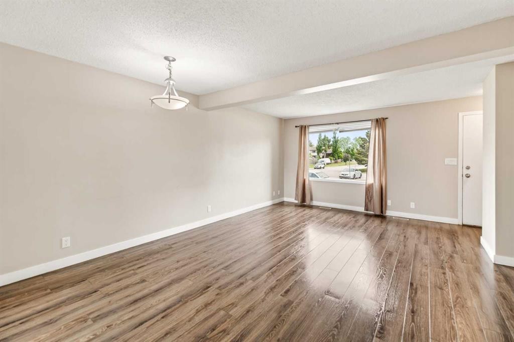 85 Baile Close, Red Deer, AB