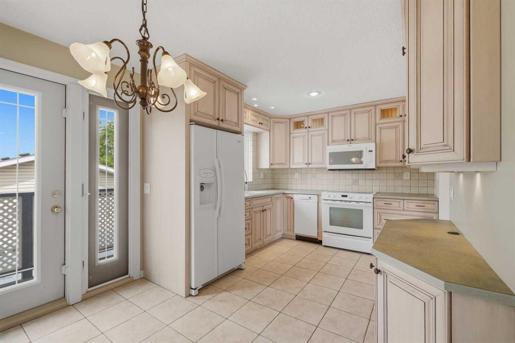 4612 Womacks Road, Blackfalds, AB