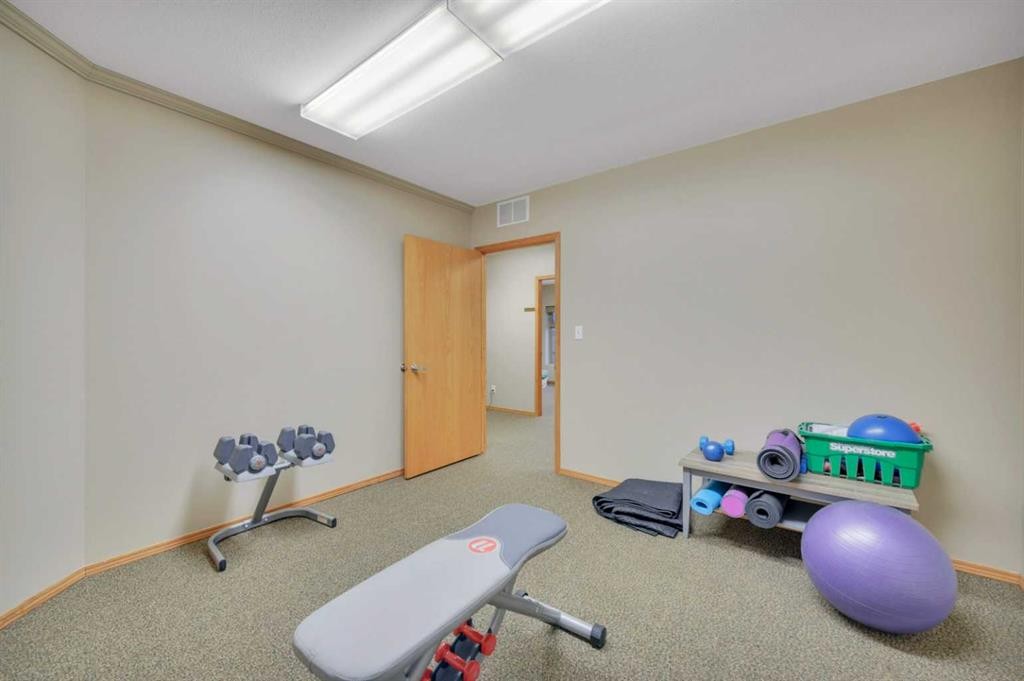 7-7471 Edgar Industrial Bend, Red Deer, AB