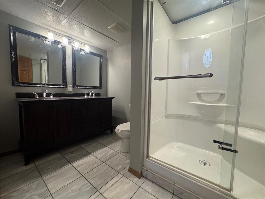 6013 63A Street, Red Deer, AB
