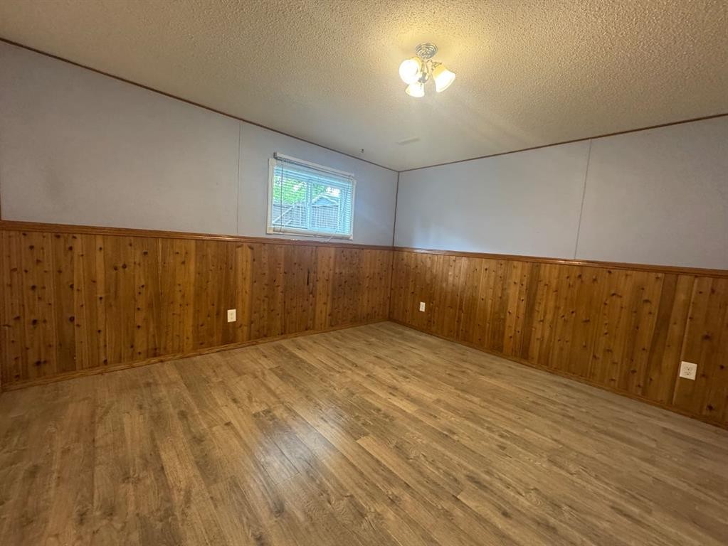 6013 63A Street, Red Deer, AB