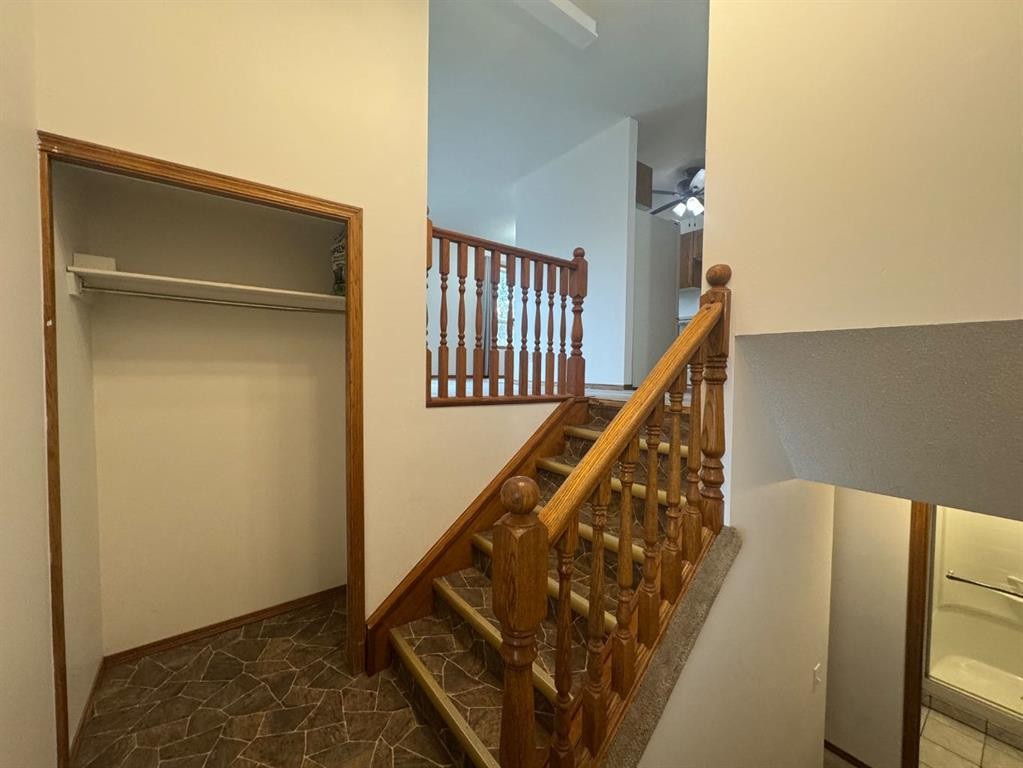 6013 63A Street, Red Deer, AB