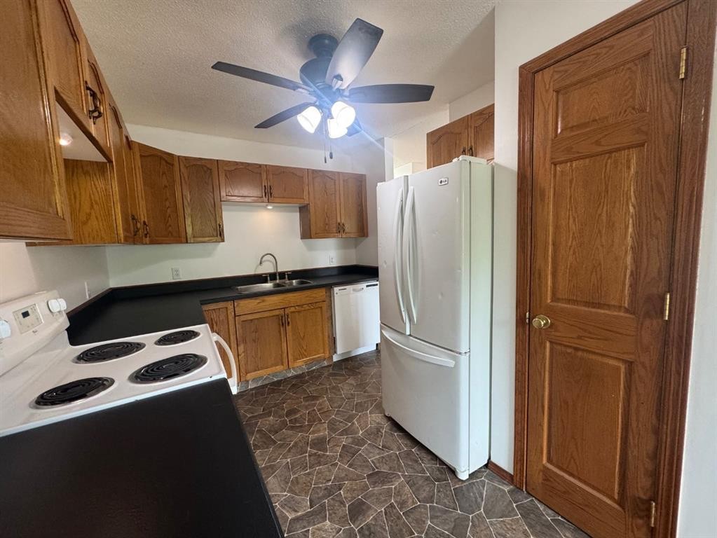 6013 63A Street, Red Deer, AB