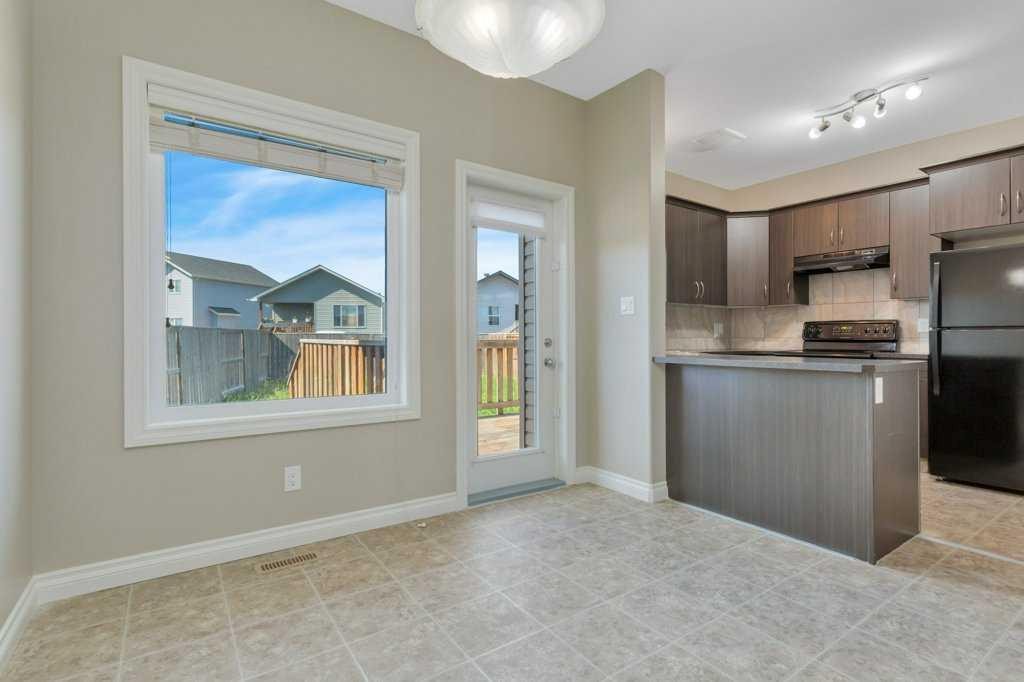7 Ross Close, Sylvan Lake, AB