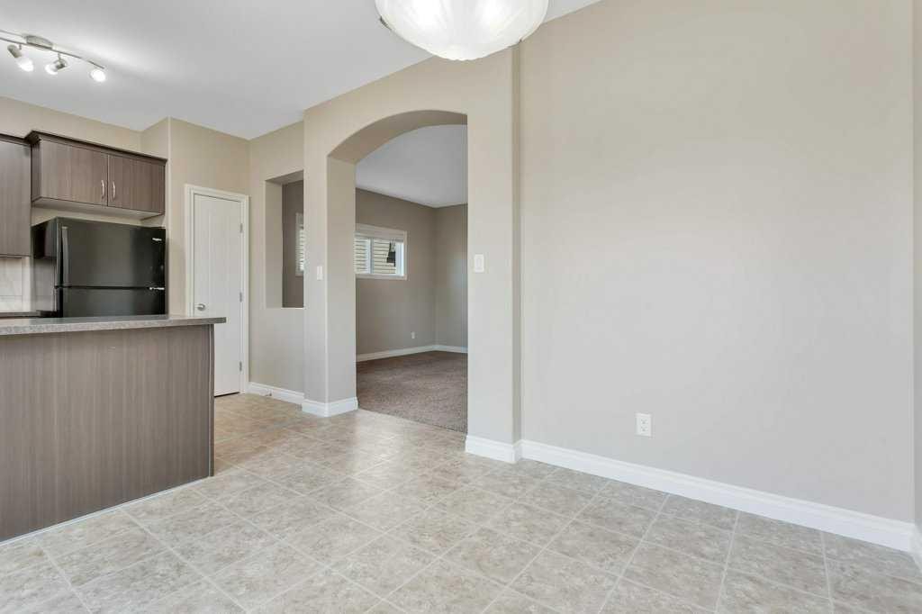 7 Ross Close, Sylvan Lake, AB