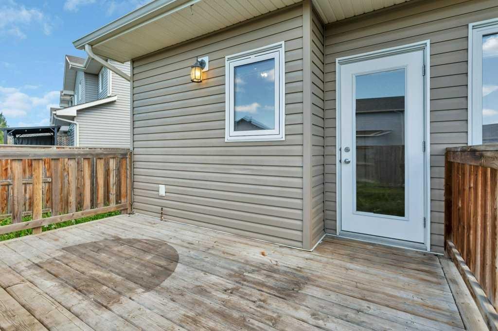 7 Ross Close, Sylvan Lake, AB