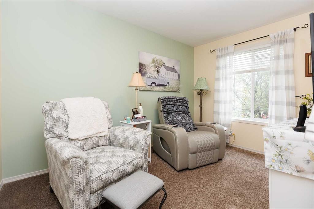 63 Vanier Drive, Red Deer, AB
