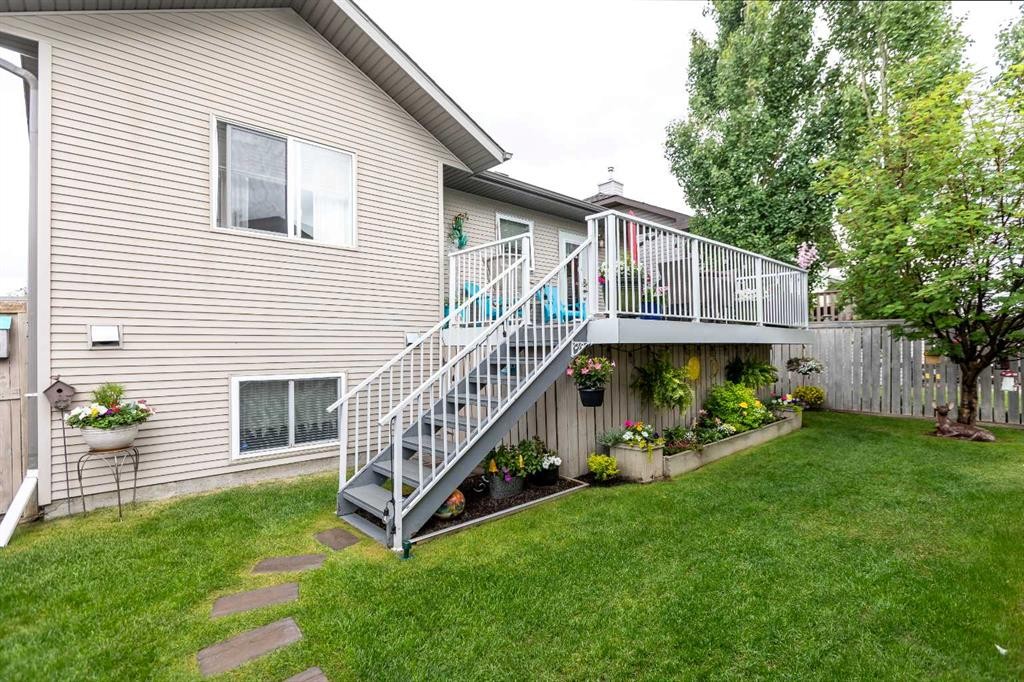 63 Vanier Drive, Red Deer, AB