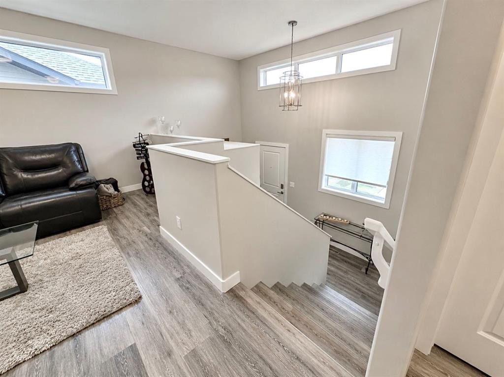 58 Village Crescent, Red Deer, AB