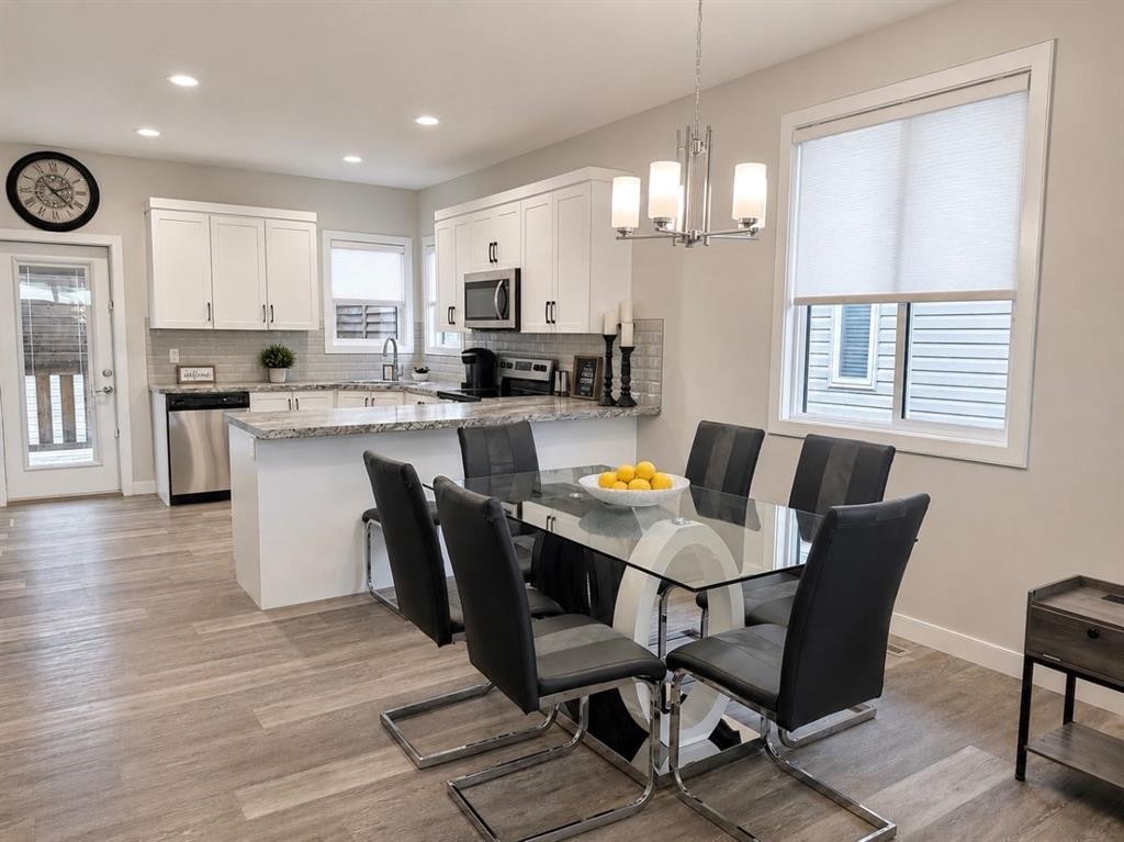 58 Village Crescent, Red Deer, AB