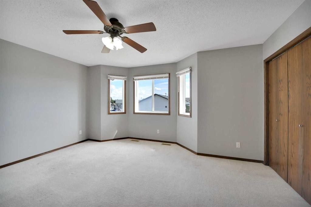 45 Winston Place, Blackfalds, AB