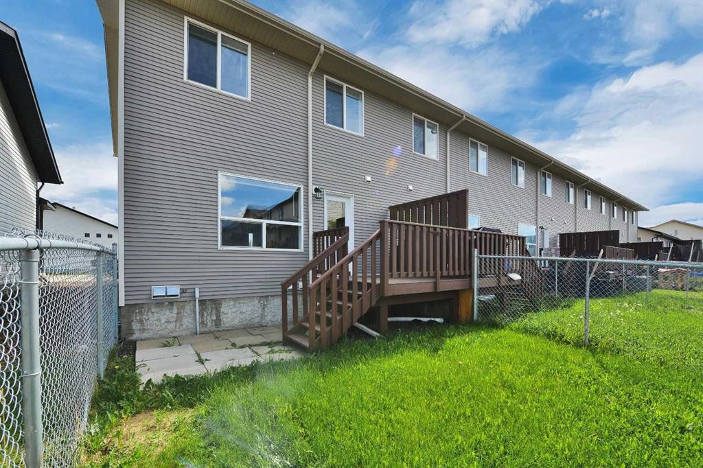 45 Winston Place, Blackfalds, AB