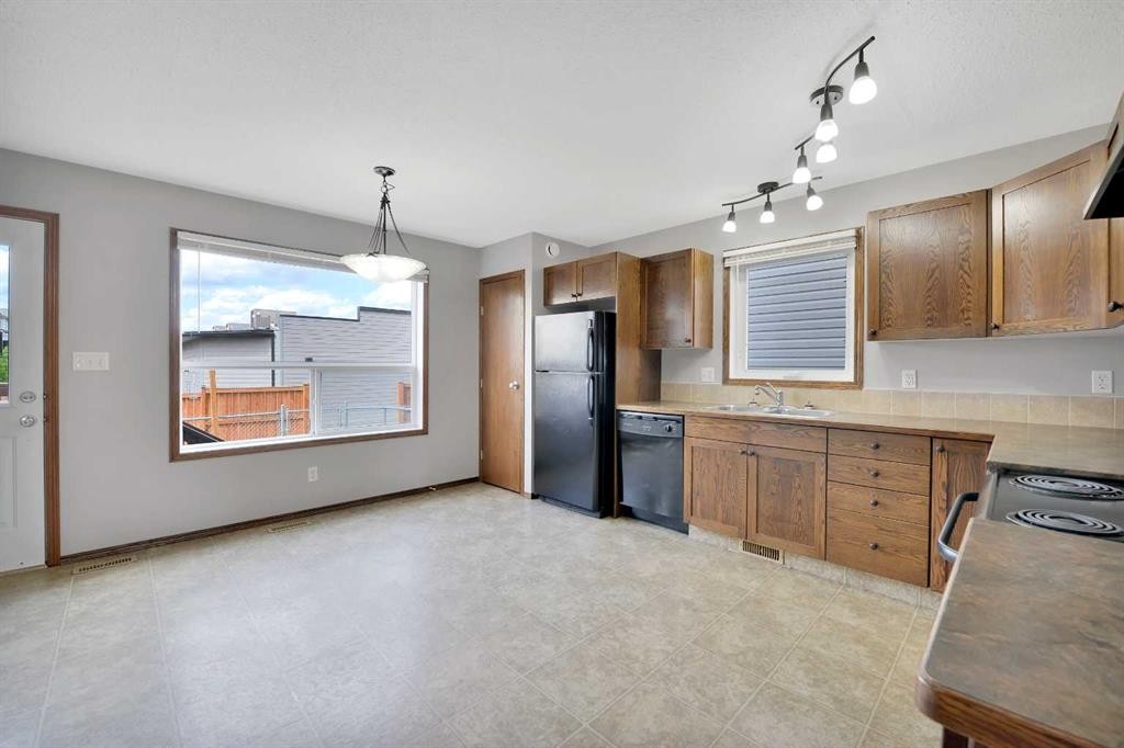 45 Winston Place, Blackfalds, AB